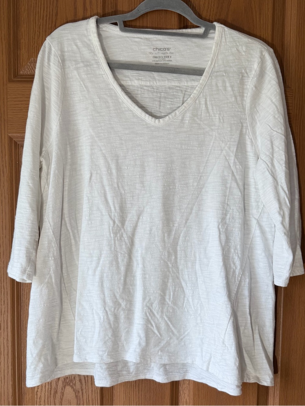 Chico's Cream V-Neck Long Sleeve Tee